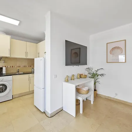 With Terrace, Ideal For Couples And Long * Portimao