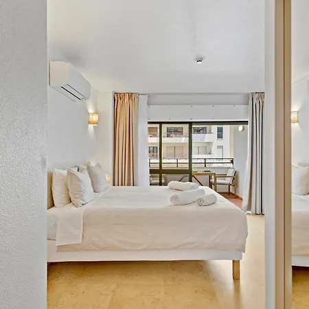 With Terrace, Ideal For Couples And Long Apartment Portimao